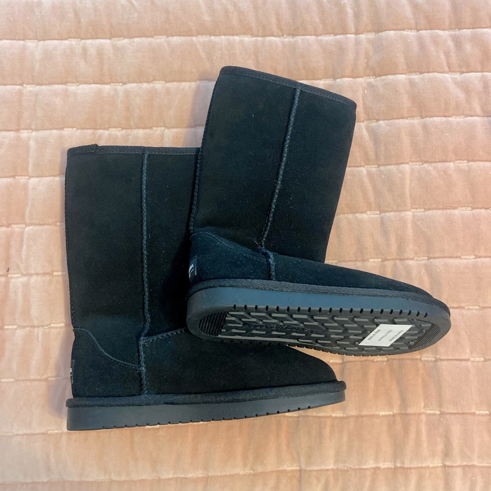 Kookaburra Ugg Black Suede Boots- Never worn